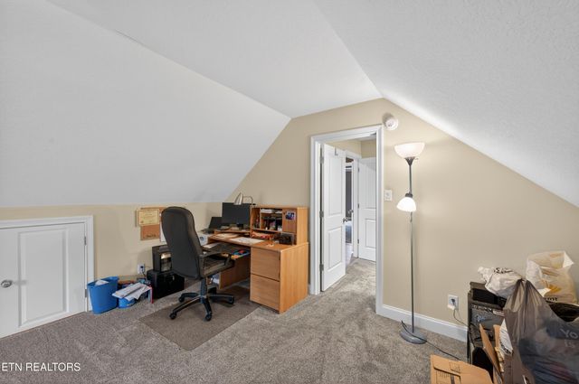 7940 Juneau Lane, Knoxville, TN 37931