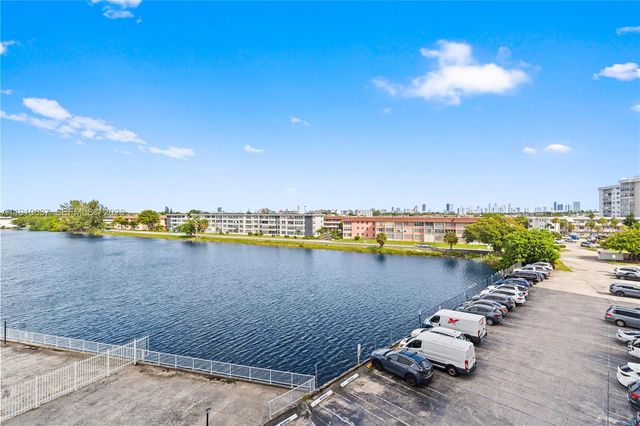1351 NE Miami Gardens Drive 406E, Miami, FL 33179