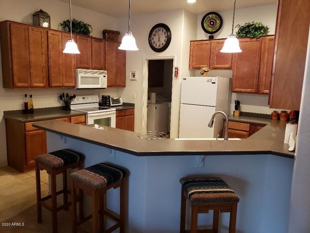 10138 E LEGEND Trail, Gold Canyon, AZ 85118