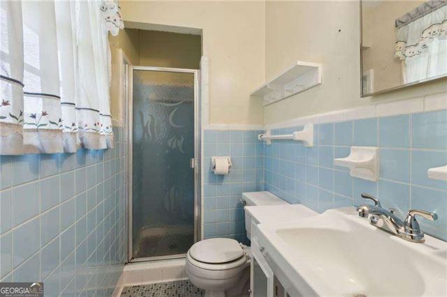 509 Woodland Lane, Lawrenceville, GA 30043