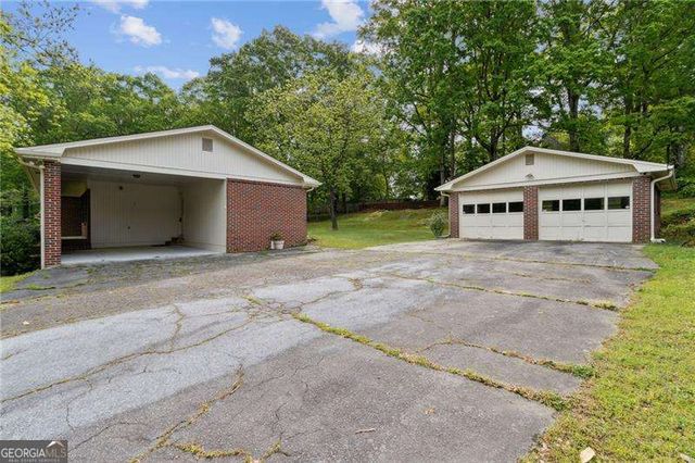 509 Woodland Lane, Lawrenceville, GA 30043