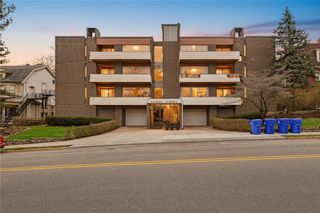 5841 Morrowfield Ave 109, Squirrel Hill, PA 15217
