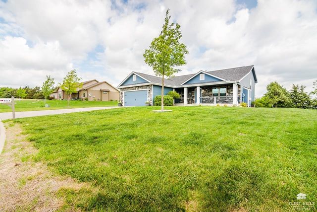 4518 Lamonte Drive, Manhattan, KS 66503