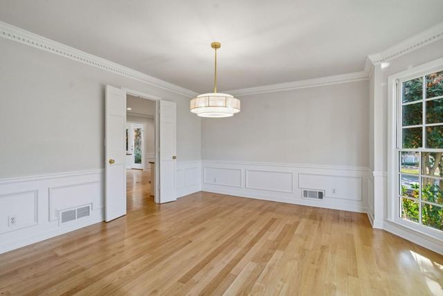 1410 Mile Post Drive, Dunwoody, GA 30338