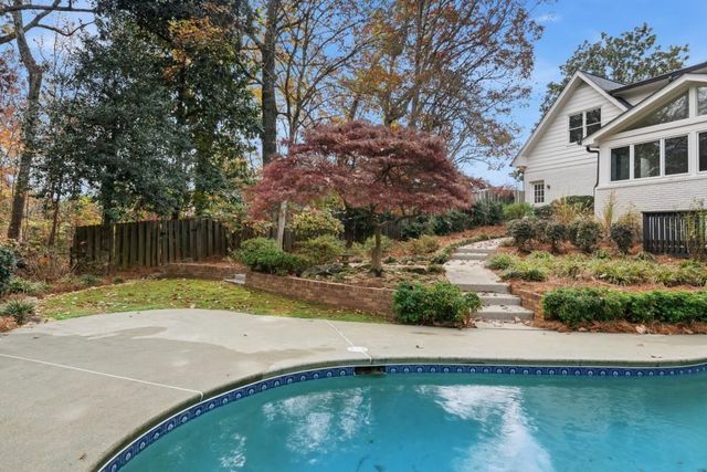 1410 Mile Post Drive, Dunwoody, GA 30338