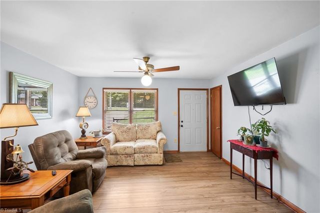 1493 Hartman Road, Lexington, NC 27295