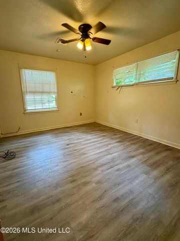 247 Dona Avenue, Jackson, MS 39212