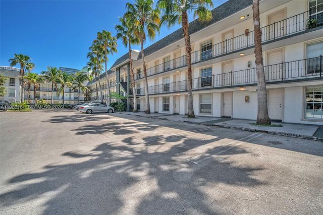 3245 Virginia St 19, Miami, FL 33133