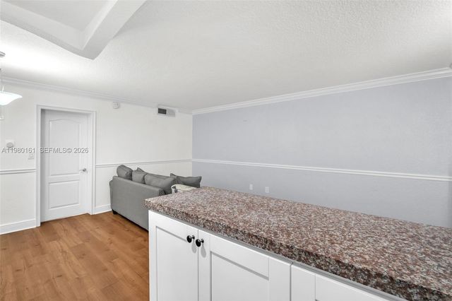 3245 Virginia St 19, Miami, FL 33133