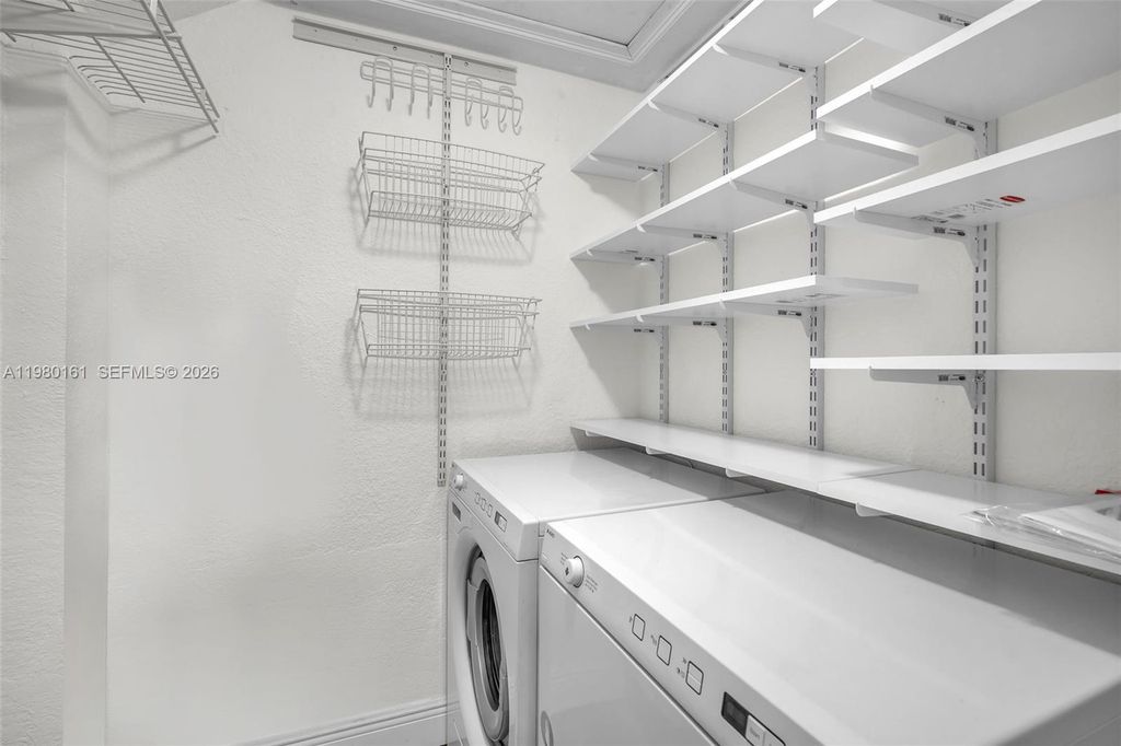 3245 Virginia St 19, Miami, FL 33133