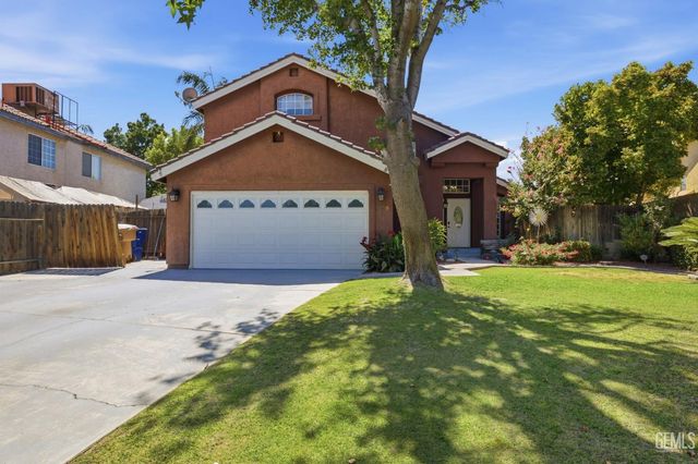 705 Sand Creek Drive, Bakersfield, CA 93312