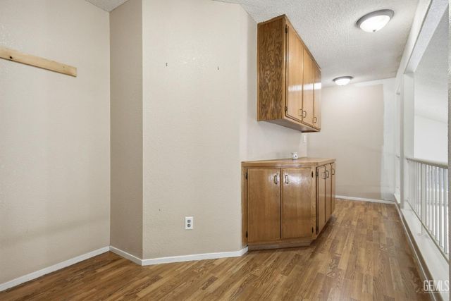 705 Sand Creek Drive, Bakersfield, CA 93312