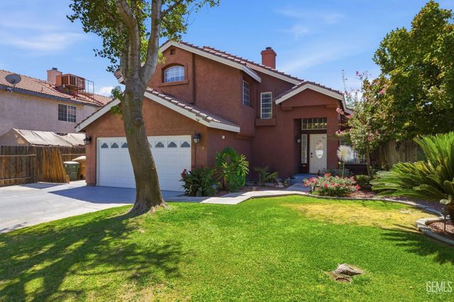 705 Sand Creek Drive, Bakersfield, CA 93312
