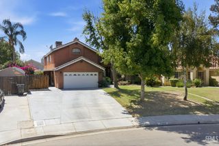 705 Sand Creek Drive, Bakersfield, CA 93312