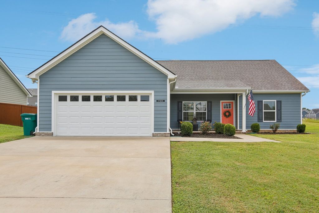 722 Mitscher Dr, Spring Hill, TN 37174