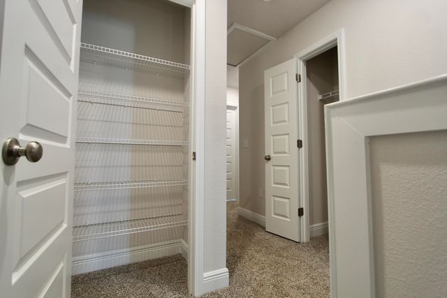 323 Callie Drive, Crestview, FL 32536