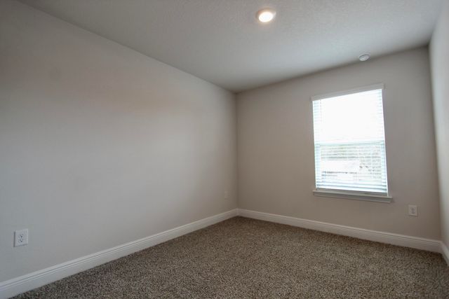 323 Callie Drive, Crestview, FL 32536