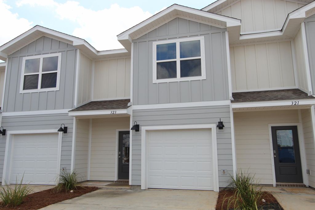 323 Callie Drive, Crestview, FL 32536