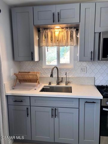 797 Boxthorn Avenue, Newbury Park, CA 91320