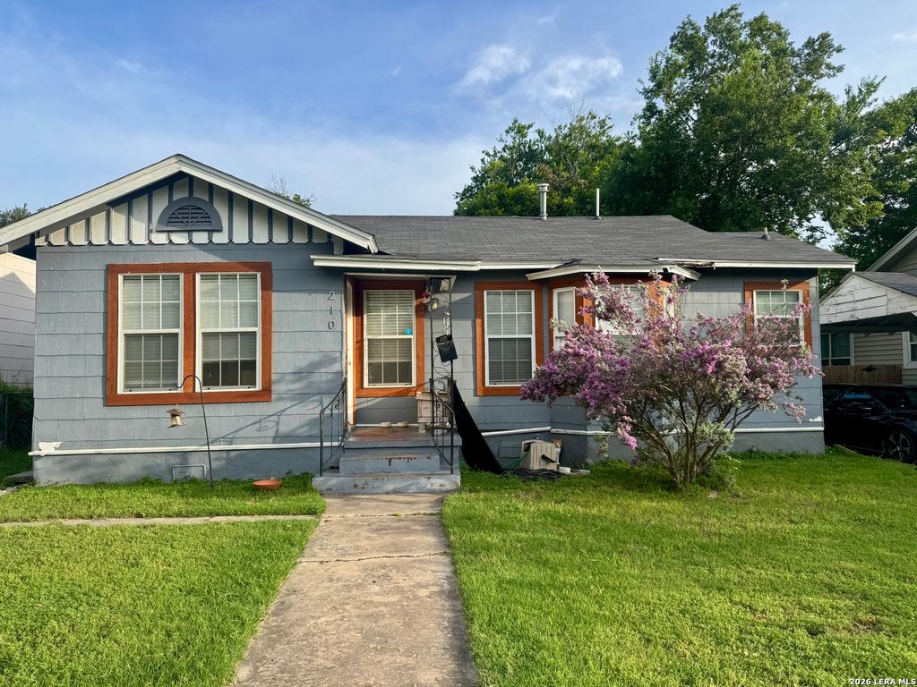 210 HAGGIN ST, San Antonio, TX 78210