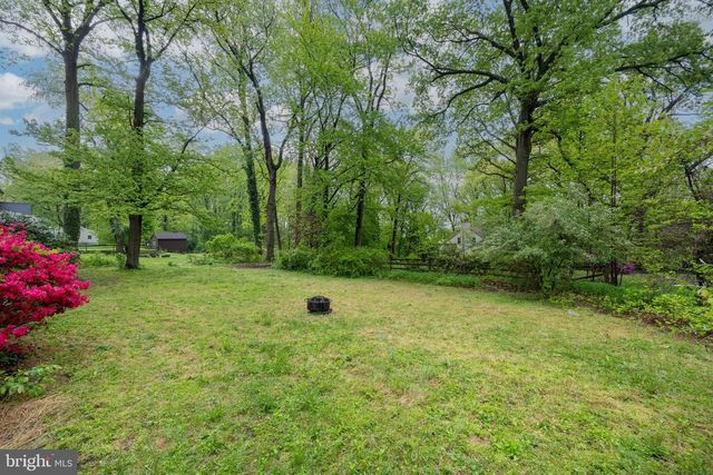 2702 E KINGS HWY, Coatesville, PA 19320