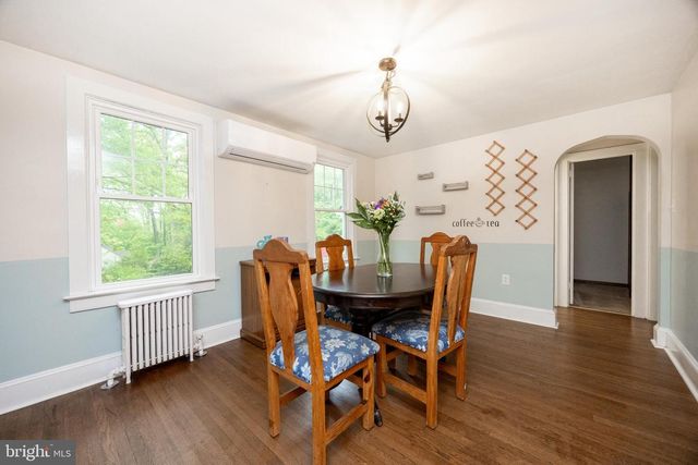 2702 E KINGS HWY, Coatesville, PA 19320