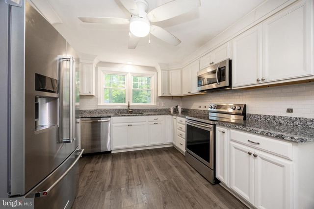 2702 E KINGS HWY, Coatesville, PA 19320