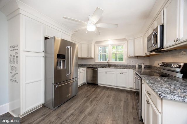 2702 E KINGS HWY, Coatesville, PA 19320
