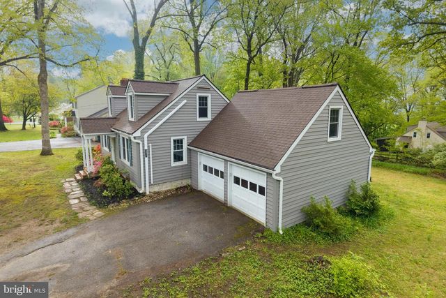 2702 E KINGS HWY, Coatesville, PA 19320