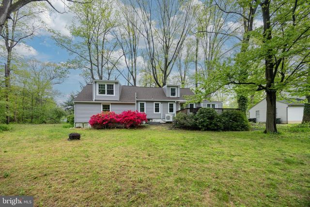 2702 E KINGS HWY, Coatesville, PA 19320