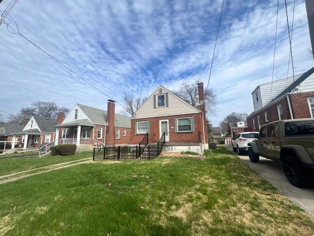 3756 MacNicholas Avenue, Deer Park, OH 45236