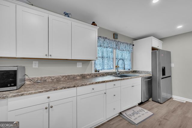 735 Bowersville Road, Carnesville, GA 30521