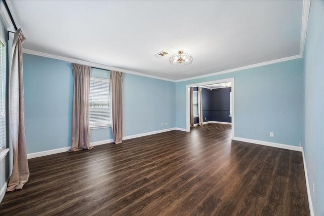 426 Pebblebrook Drive, Seabrook, TX 77586
