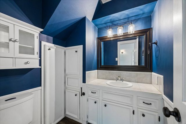 426 Pebblebrook Drive, Seabrook, TX 77586
