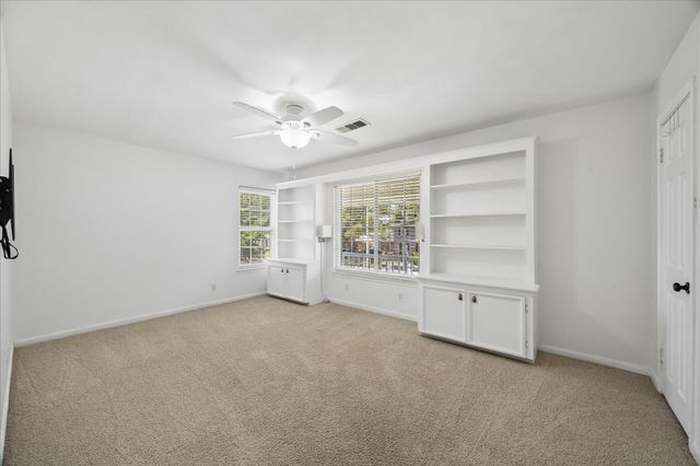 426 Pebblebrook Drive, Seabrook, TX 77586
