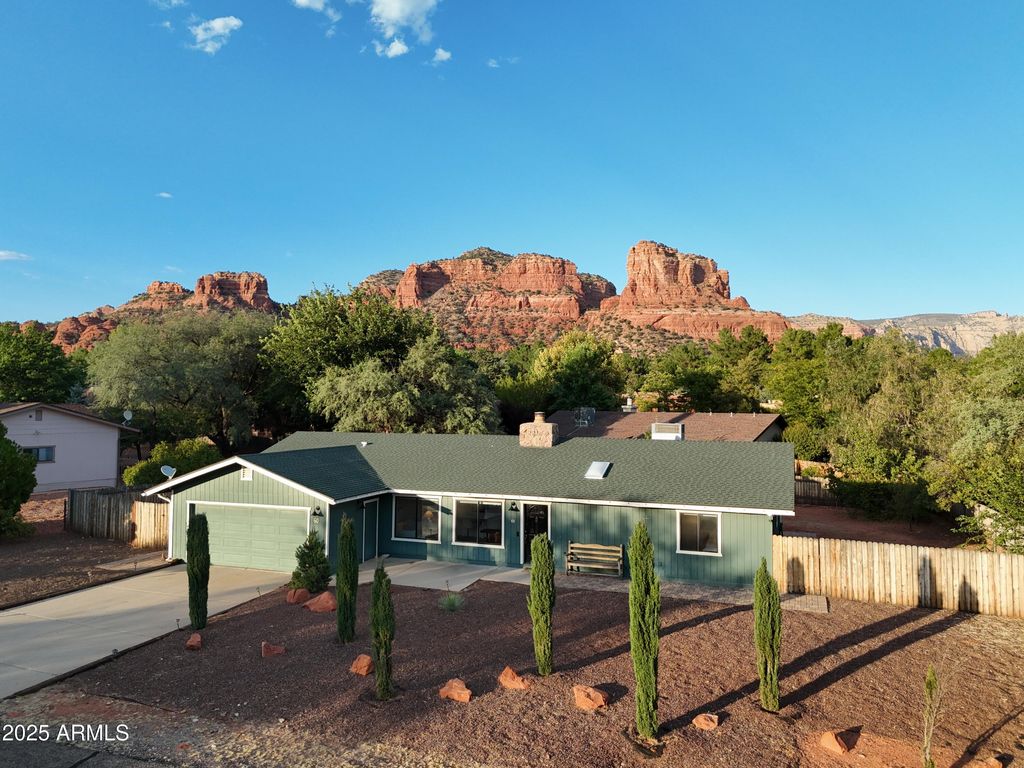 Image 1 of property listing at 60 GUNSIGHT HILLS Drive, Sedona, AZ 86351