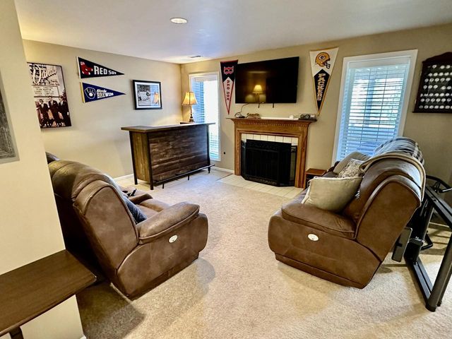 1737 Woodland DRIVE, Lake Geneva, WI 53147