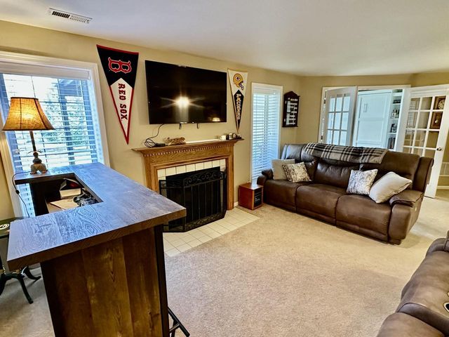 1737 Woodland DRIVE, Lake Geneva, WI 53147