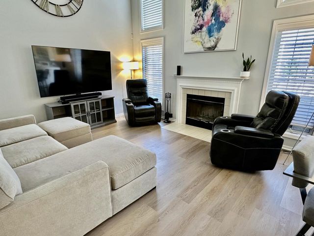 1737 Woodland DRIVE, Lake Geneva, WI 53147