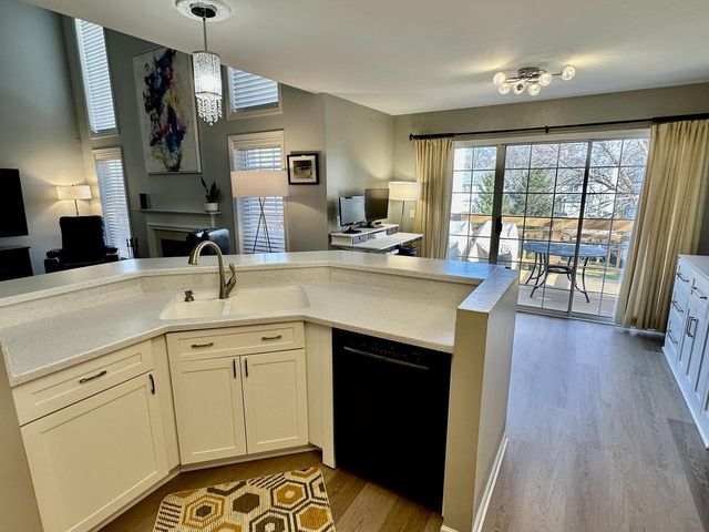 1737 Woodland DRIVE, Lake Geneva, WI 53147