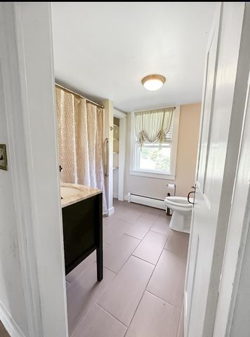 81 High Street, Cavendish, VT 05142