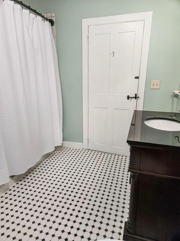 81 High Street, Cavendish, VT 05142