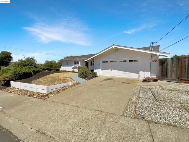 2572 Alice Way, Pinole, CA 94564