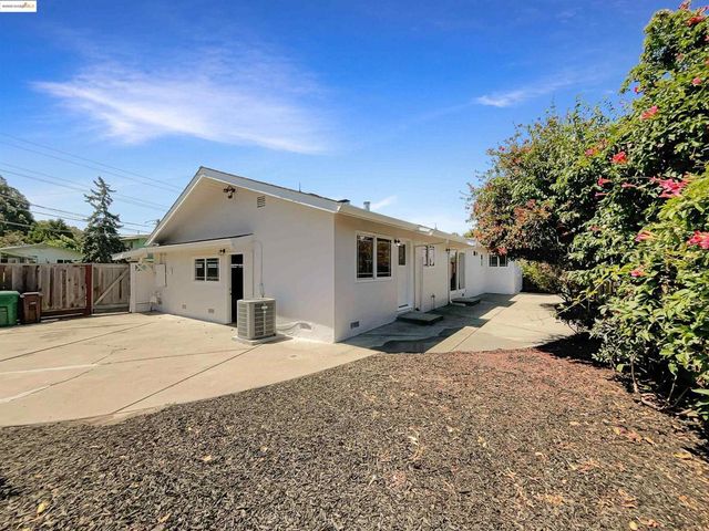 2572 Alice Way, Pinole, CA 94564