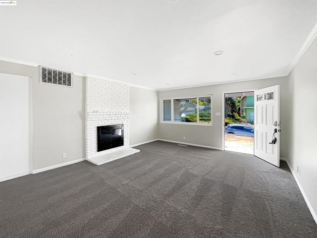 2572 Alice Way, Pinole, CA 94564