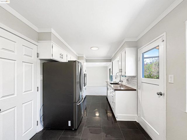 2572 Alice Way, Pinole, CA 94564