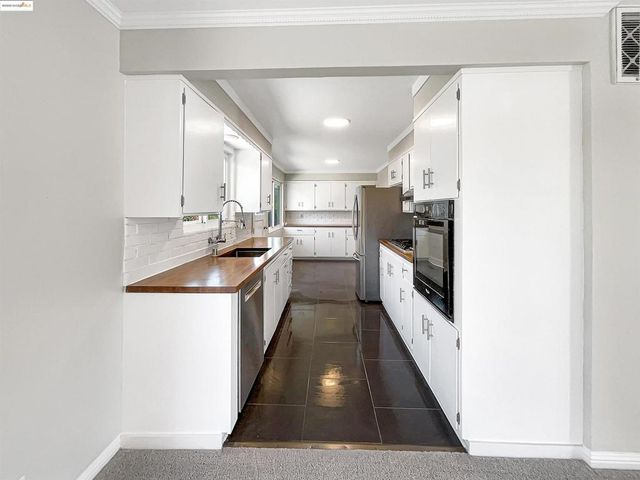 2572 Alice Way, Pinole, CA 94564
