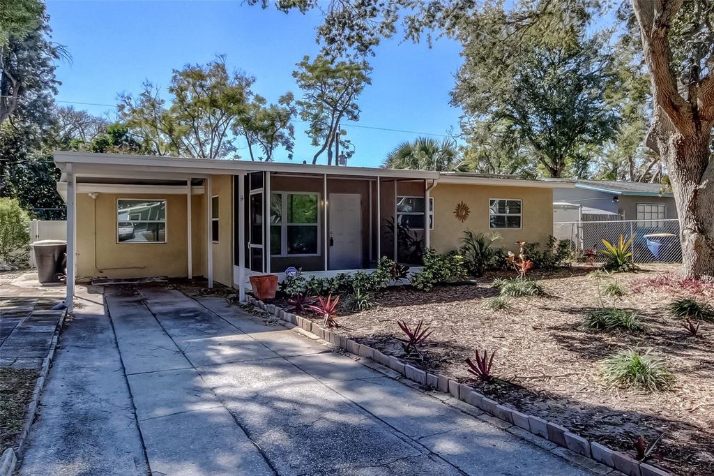 Image 1 of property listing at 1353 MARY L ROAD, Clearwater, FL 33755