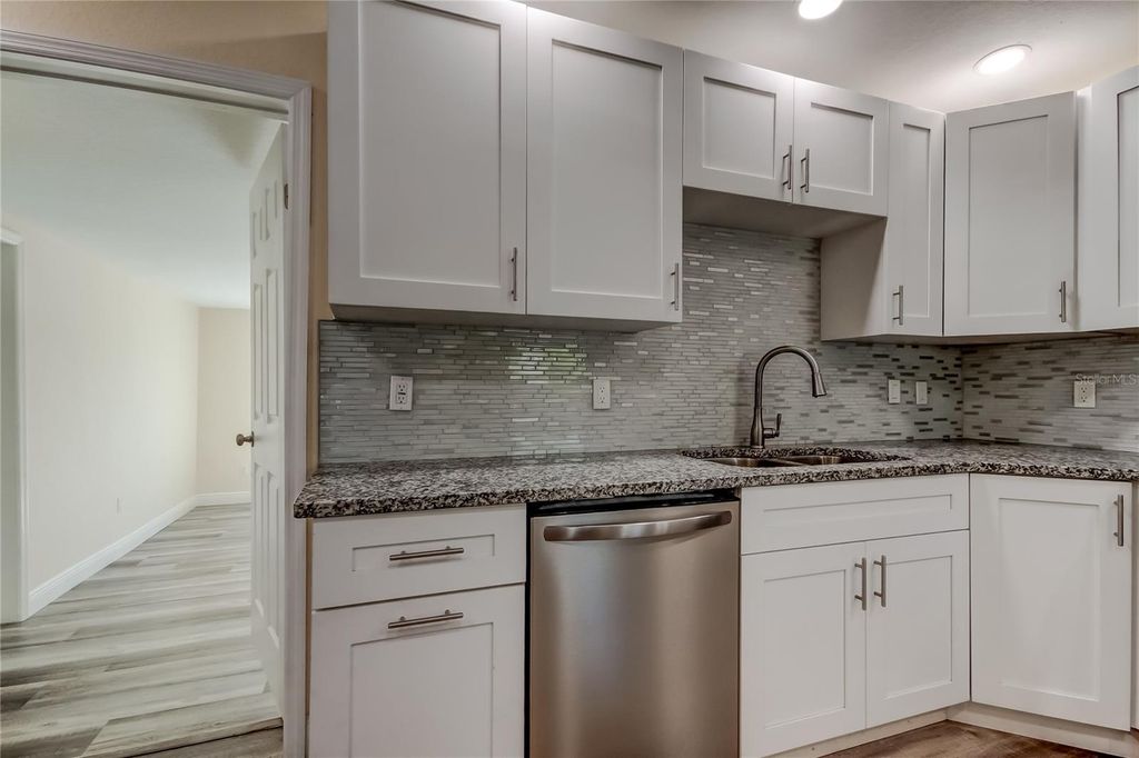 Image 12 of property listing at 1353 MARY L ROAD, Clearwater, FL 33755