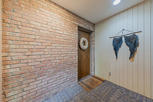 6015 Forest View Road 2A, Lisle, IL 60532